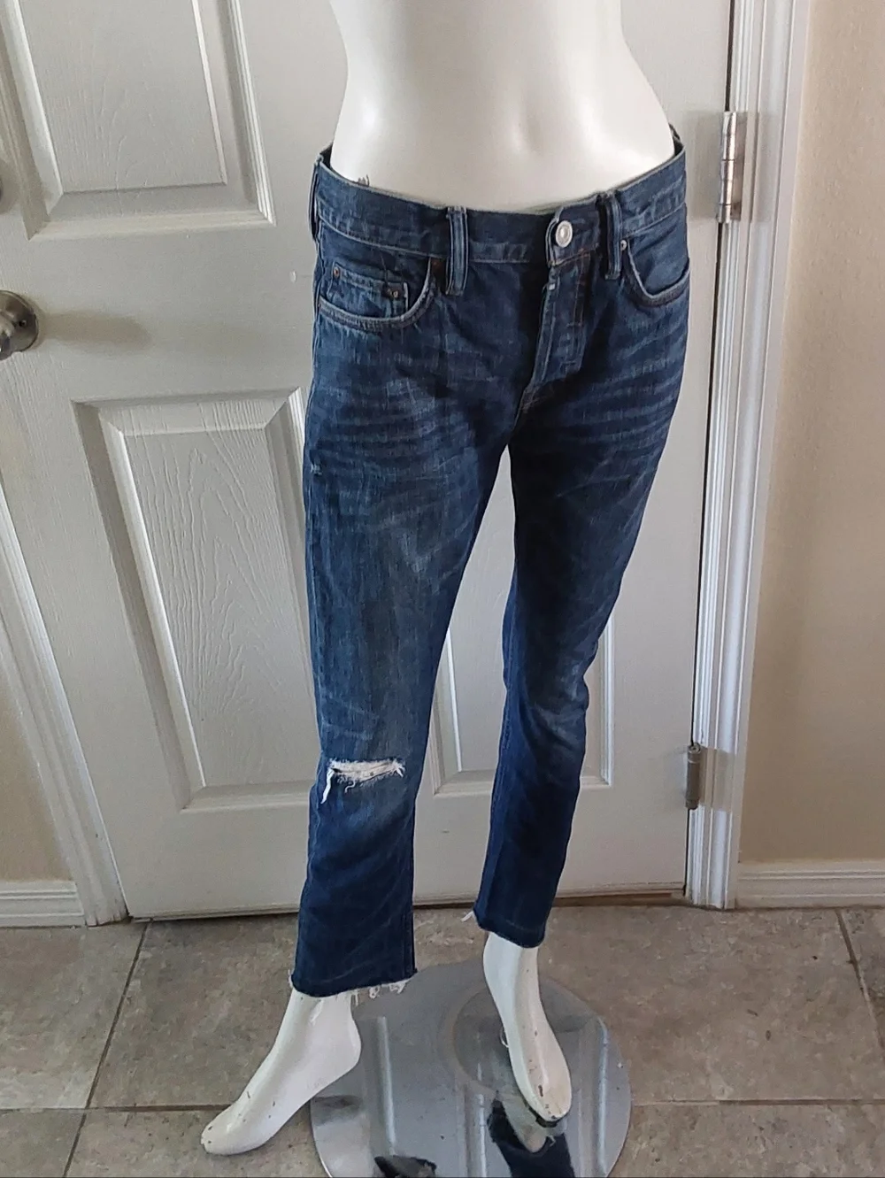 ALLSAINTS Pistol Fit Women's Blue Distressed‎ Jeans in size W28